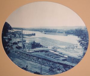 1885년 마르켓 근처의 부교