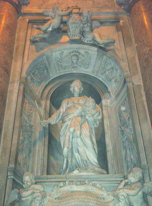 성 베드로 성당(로마)에 있는 마틸다의 전신상