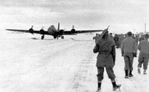1942년 11월 30일 그레이트 폴스 AAB에 첫 B-17 착륙