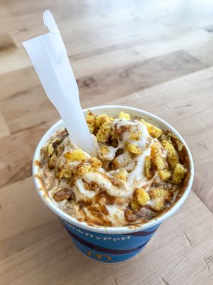 뚜껑이 없는 티라미수 맥플러리