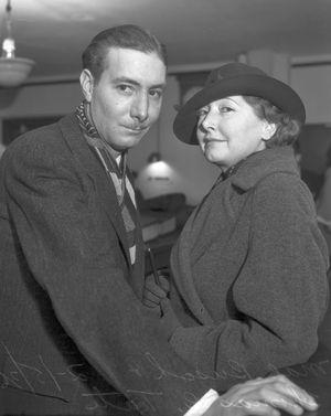 부쉬와 그녀의 세 번째 남편 토마스 테이트