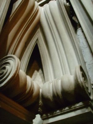 라우렌치아나 도서관 현관. 마크 로스코에게 영감을 준 것으로 알려져 있다.