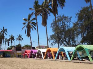 관광은 모사메데스에서 점점 더 중요해지는 산업이다.