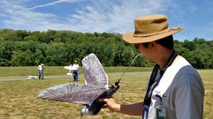 Skyonme Spybird 오르니톱터