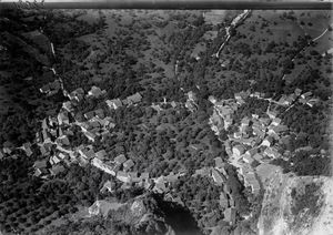 m}} 상공에서 본 항공 사진