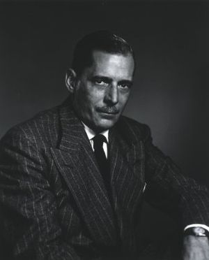  초대 연구소장, 피어스 베일리 