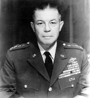 폴 D. 애덤스 중장