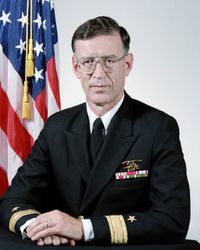 1985년의 캐슬 플린 해군 소장