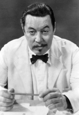 찰리 찬 역을 연기한 스웨덴계 미국 배우 워너 오랜드