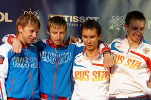 2013년 세계 선수권 대회 시상대에 오른 러시아 팀 (왼쪽부터 코발레프, 레셰트니코프, 이브라기모프, 야키멘코)