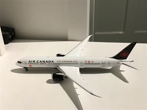 에어 캐나다(Air Canada) 보잉 787-9 드림라이너 1:400 스케일 다이캐스트 모델