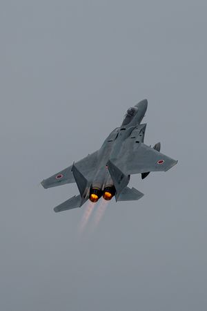 2018년 나하 에어쇼에서 이륙하는 F-15J