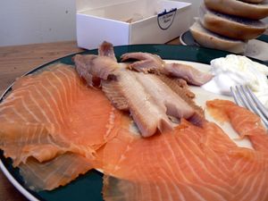 록스, 훈제 화이트피시, 크림 치즈, 베이글