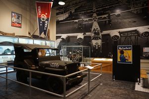 미시간 역사 박물관의 "민주주의의 조병창" 전시