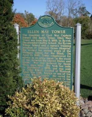 엘렌 메이 타워를 기념하는 플라크