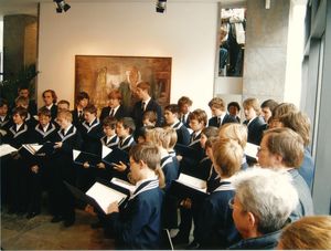 2007년 5월 17일 새로운 바흐 하우스 로비에서 노래하는 라이프치히의 토마너 합창단