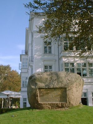 바트도베란의 프리드리히 프란시스 1세 기념비