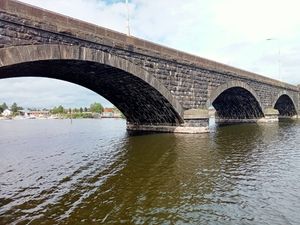 포트글레논 다리