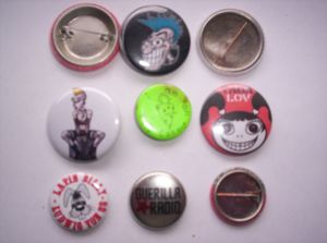 다양한 캔 배지 예시