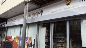 케임브리지 히스 로드의 동유럽 상점.