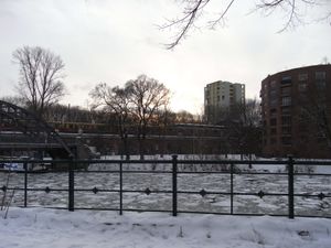 역에서 바라본 헬골렌더 우퍼