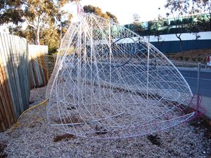 앨버트는 잉어 (물고기)의 금속 프레임 조각상이다. 1996년 플로리아드를 위해 제작되었으며, 1998년 벨코넨 신선 식품 시장에 세워졌다.