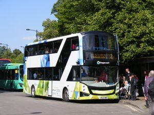 2023년 7월 케임브리지에서 운행 중인 Stagecoach East MCV 2층 차체의 볼보 BZL DD