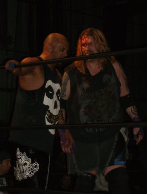 2011년 3월 5일 FTW Rise Against에서 머호니와 호미사이드