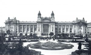 1905년 부다페스트 증권거래소의 자유 광장 건물