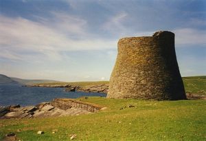 영국 철기 시대(British Iron Age)의 마우사 브로흐(Broch of Mousa)