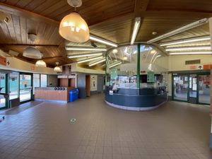 원래 역 건물 매표소