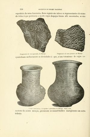 파괴된 장례용 꽃병 사진