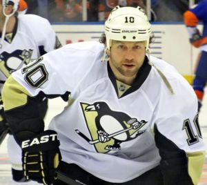 2013년 스탠리 컵 플레이오프 동안 피츠버그 펭귄스에 있는 모로