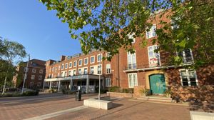 브렌트우드 타운 홀