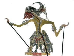 인도네시아 문화 특히 자바의 워쿠다라 또는 비마 와양(인형극)