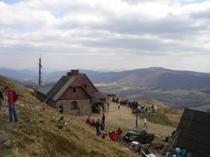 하트카 푸하트카}}