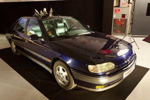 자카르의 SUV, 르노 사프란