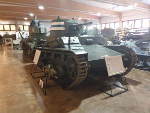 핀란드 Parola Tank Museum에 있는 빅커스 6톤 전차. 스웨덴 37mm 보포스 대전차포로 무장했다.