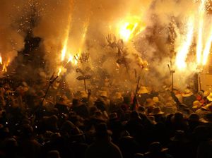 2012년 페스타 마요르의 코레폭(Correfoc)