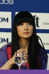 모스크바에서 열린 유로비전 송 콘테스트 2009 기자 회견에 참석한 누름살루