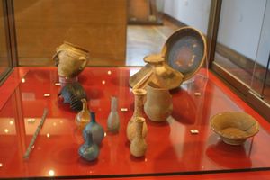 2004년 산 조르조 수 레냐노의 '비아 트렌토'에서 발견된 로마 시대 유물(기원전 1세기 – 서기 1세기)