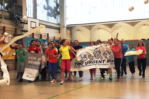 2014년 세계 화장실의 날을 기념하기 위해 독일에서 "긴급 달리기"를 하는 어린이들