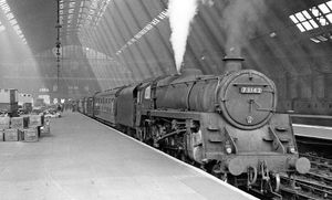 1957년 레스터행 급행 열차의 출발 대기