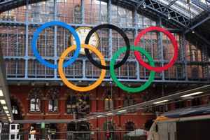 만남의 장소와 2012년 하계 올림픽의 올림픽 링