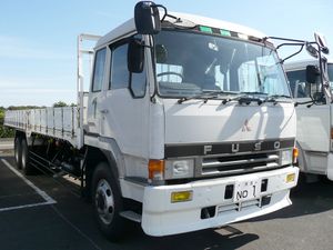 현대 91A 트럭의 원형인 미쓰비시 후소 더 그레이트 FV(6×4) 카고