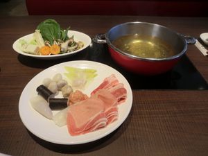 MK 레스토랑의 태국식 수끼