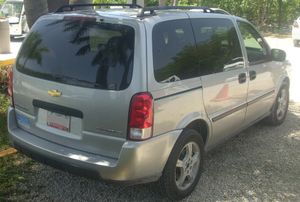 쉐보레 업랜더 후측면