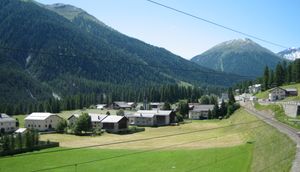 쉬찬프의 Cinuos-chel 마을