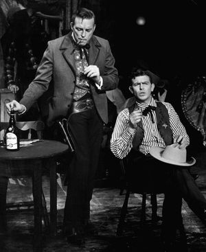 스콧 브레이디와 앤디 그리피스가 브로드웨이 뮤지컬 버전 데스트리 라이즈 어게인(1959년)에 출연