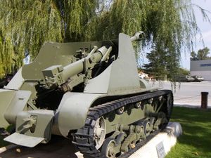 포탑 시스템이 보이는 Verdeja 75&nbsp;mm 자주포